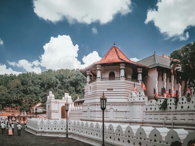 Kandy Cultural Tour